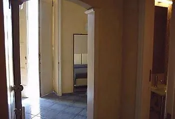 Napul'e 3* Nápoles